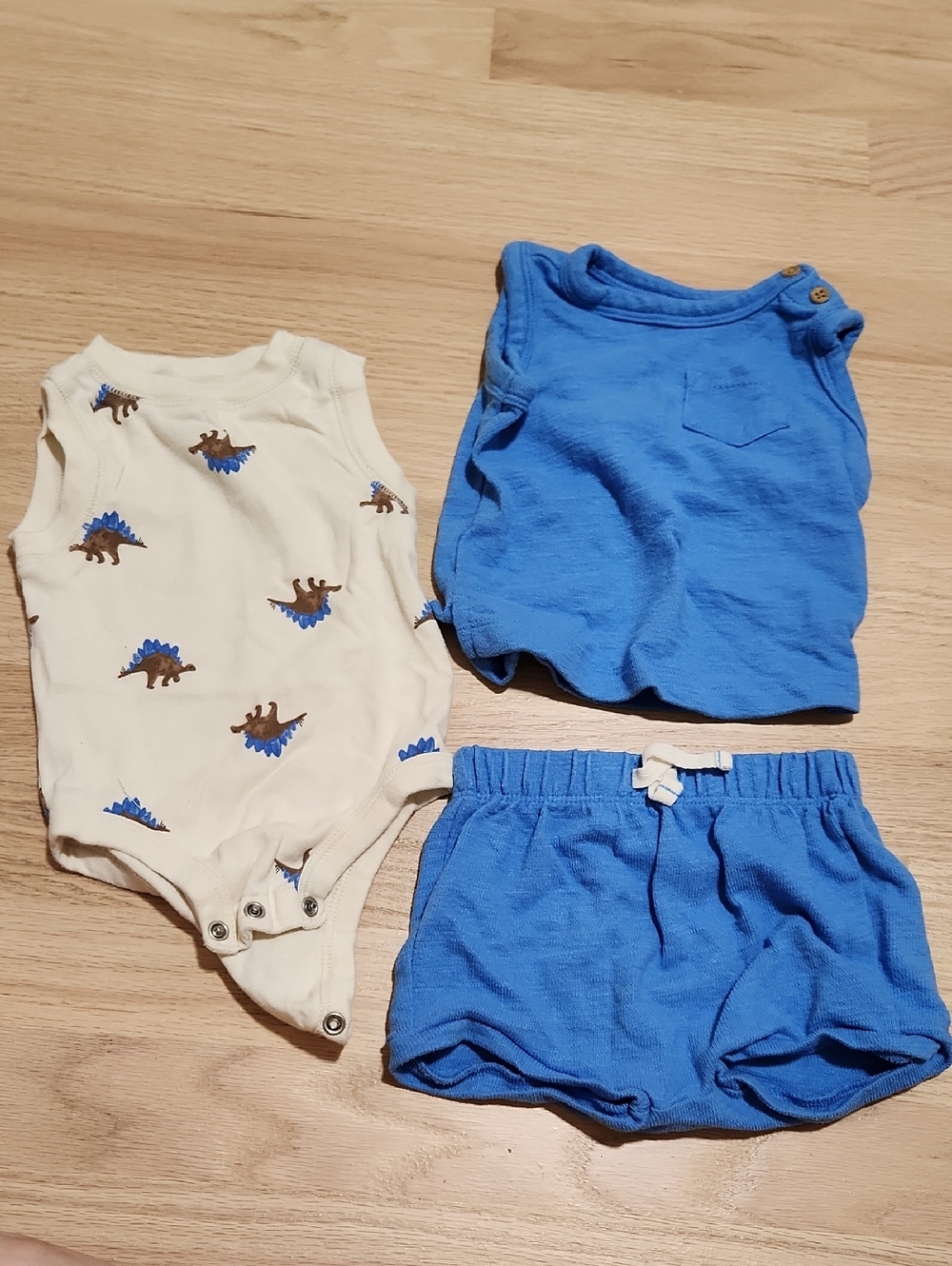 Carters 3-Piece Blue & Cream Dino Tank Top Set 6m